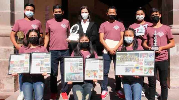 SECULT se reúne con bailarines de San Juan del Río 11 bailarines
