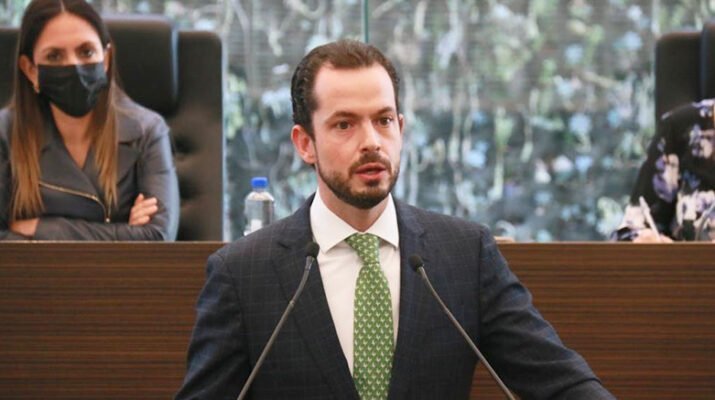 Kuri más demócrata que panistas en el Congreso: Ospital 8 demócrata