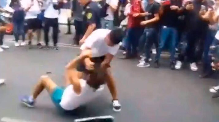 Alumno y profesor de la ESIME pelean en la calle 1 ESIME