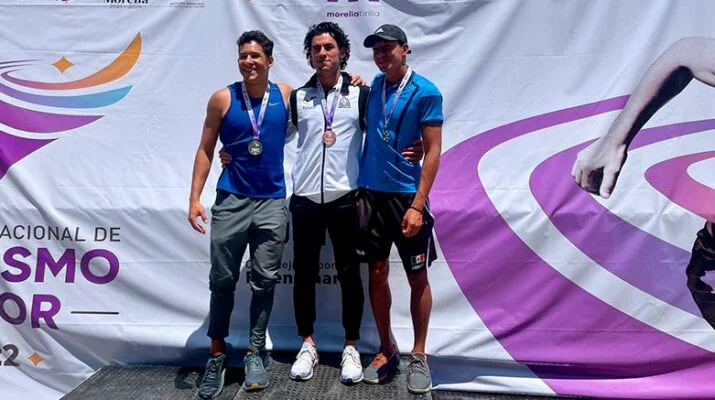 13 medallas