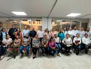 con vecinos