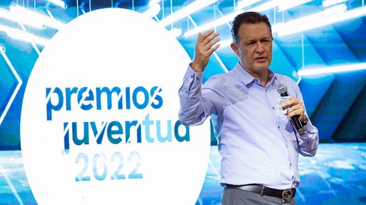 Entregan Premios de la Juventud 2021 y 2022 1 2021 y 2022