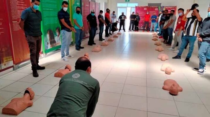 Capacitan a Centros de Atención y Tratamiento en Adicciones 10 en Adicciones