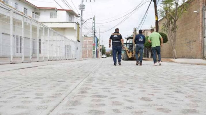 Roberto Sosa realiza