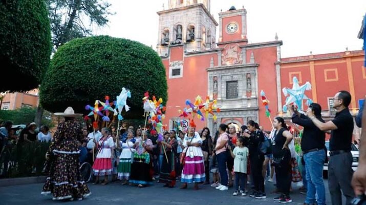 Reconocen a artistas del programa cultural 492 Razones 3 492 Razones