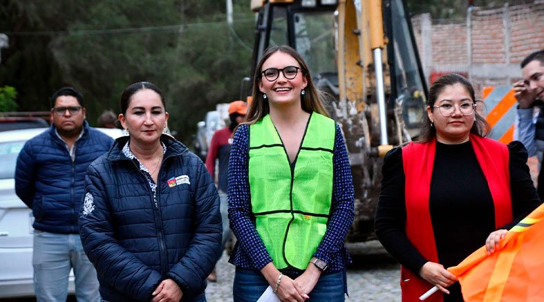 Arrancan 2da etapa de obra en Ezequiel Montes 2 Arrancan