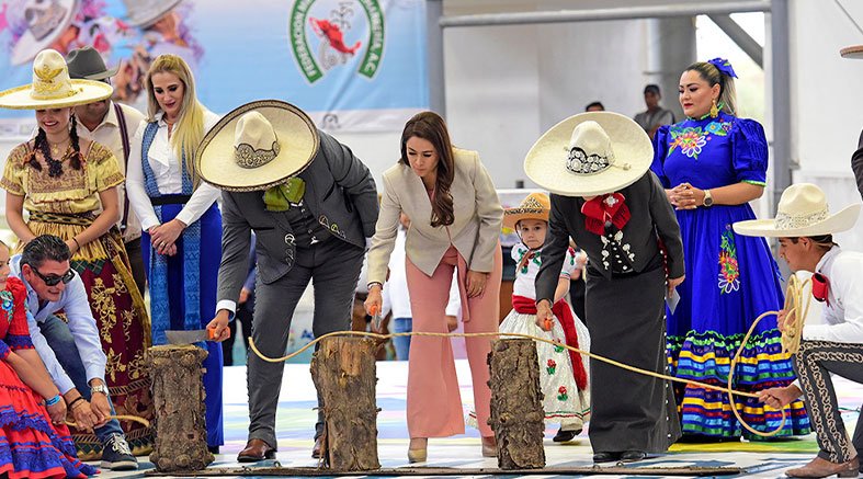 Inauguración del campeonato escaramuzas 2 Inauguración