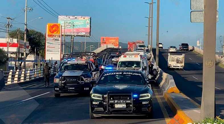 Patrulla de Corregidora protagoniza choque en Paseo Constituyentes 2 Patrulla