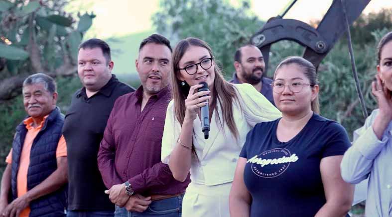 Pérez Montes da banderazo de arranque de red de agua potable 2 Pérez