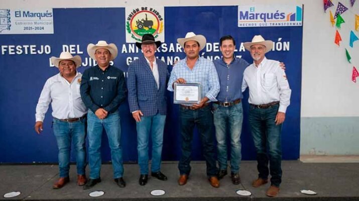 Vega Carriles acudió al 36 Aniversario de la Unión de Ejidos 1 Vega