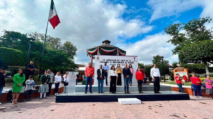 Realiza Tequisquiapan Acto Cívico Por El 213 Aniversario De la Independencia 1 Realiza Tequisquiapan