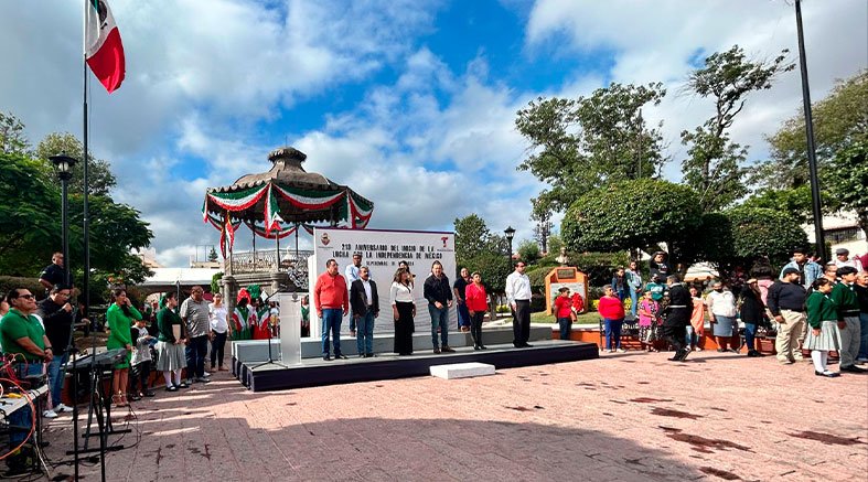 Realiza Tequisquiapan Acto Cívico Por El 213 Aniversario De la Independencia 2 Realiza Tequisquiapan