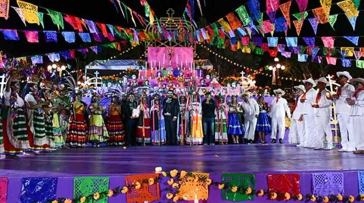 René Mejía inaugura el 1er festival “Entre Leles y Calaveras” 7 “Entre Leles y Calaveras”