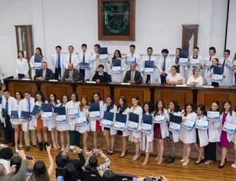 Graduación de la Licenciatura en Medicina