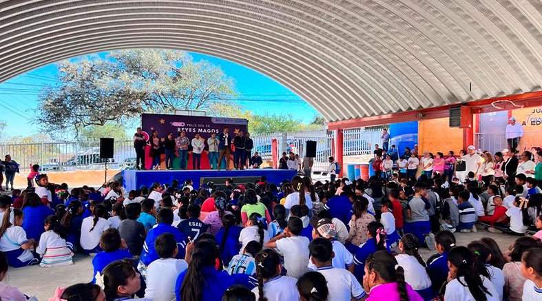 Amarildo Bárcenas Anuncia Obra Para Ajuchitlancito 2 Bárcenas Anuncia