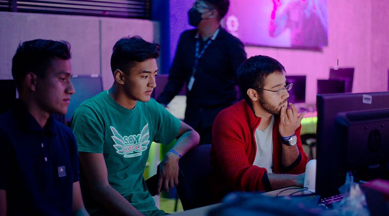 Lanza UPQ nuevo programa en Ingeniería en Datos 2 Lanza UPQ