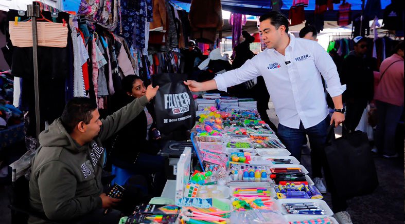 Recorre Felifer tianguis de la Reforma Agraria 2 Recorre Felifer