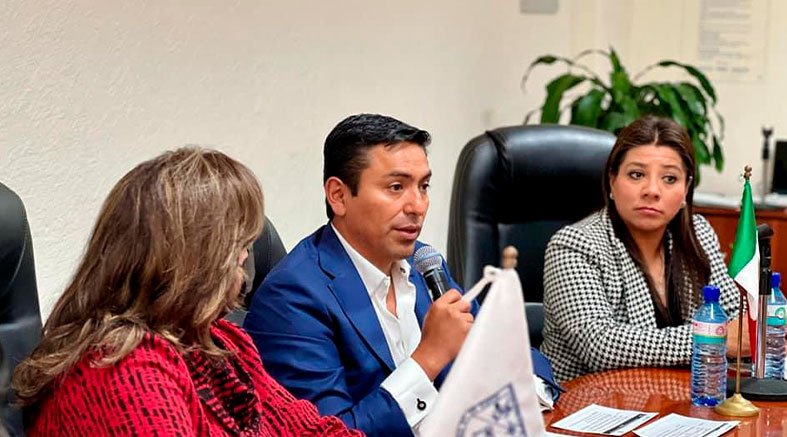 Anuncian Nuevo Laboratorio de Ingeniera Química en Pedro Escobedo 2 Anuncian Nuevo