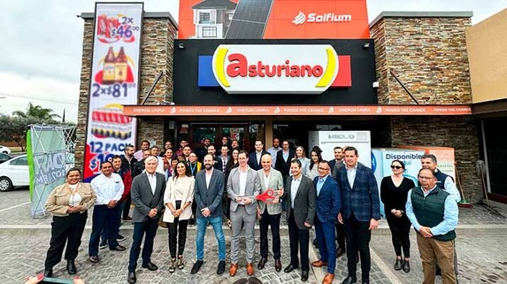 Inauguran Asturiano Verde en Corregidora 4 Asturiano