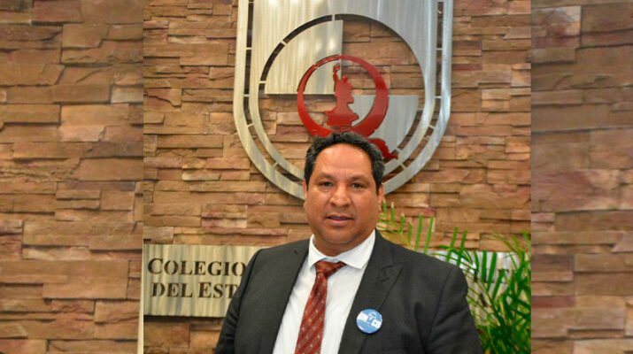 "Deben los ingenieros civiles hacer las obras civiles" 5 Deben los