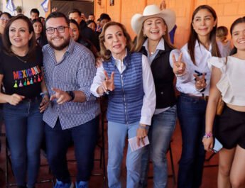 Aquí están