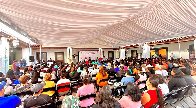 Mejía Entrega Estímulos Deportivos Y Académicos 2 Entrega Estímulos