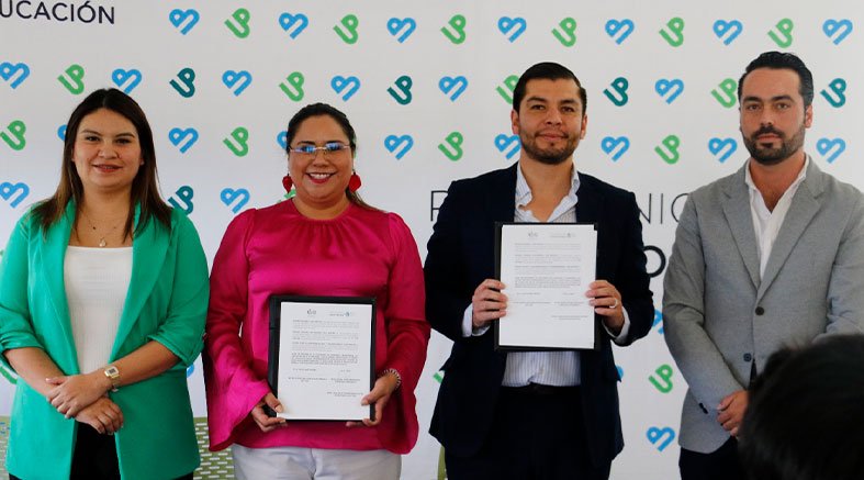 Promueven IEEQ y UPSRJ la cultura democrática con las juventudes 2 Promueven IEEQ y