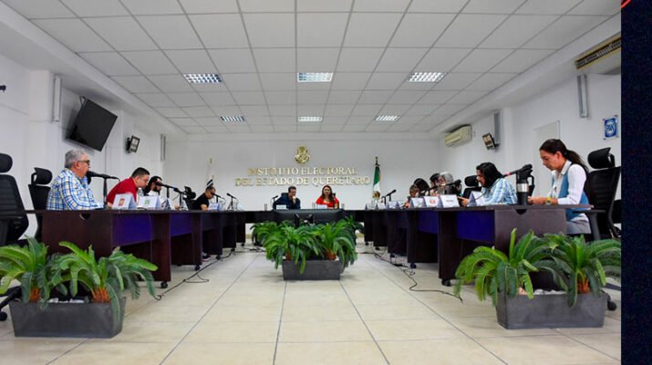 Presenta IEEQ boletas y documentación para voto anticipado 1 IEEQ boletas