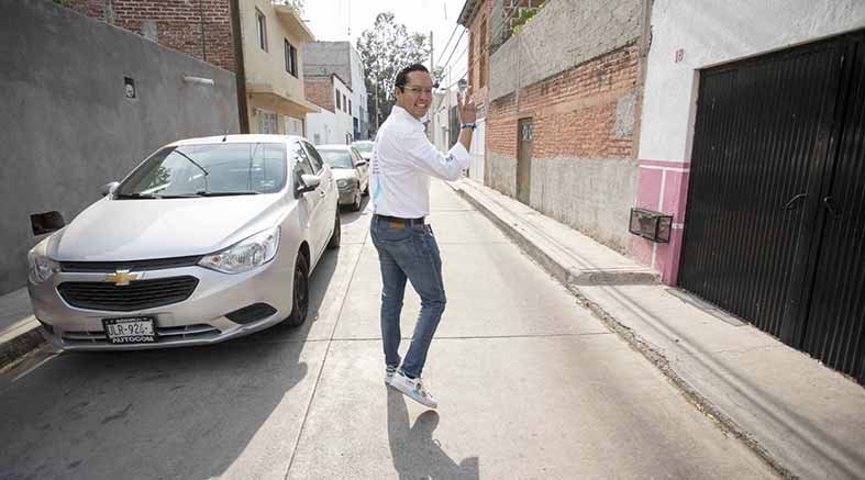 Chepe Guerrero se acerca a la ciudadanía 3 se acerca 1