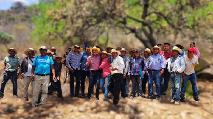 Compromiso con el Campo: Reunion del Ing. Iván Resendiz 5 Compromiso con