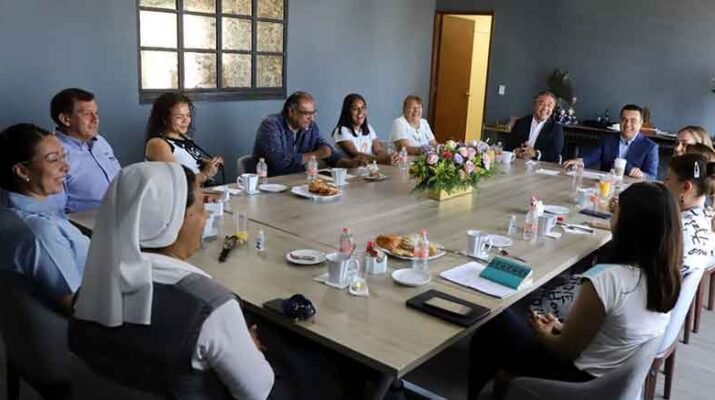 Evalúan Municipio y OSC's acciones por los grupos vulnerables 20 Evaluan 1