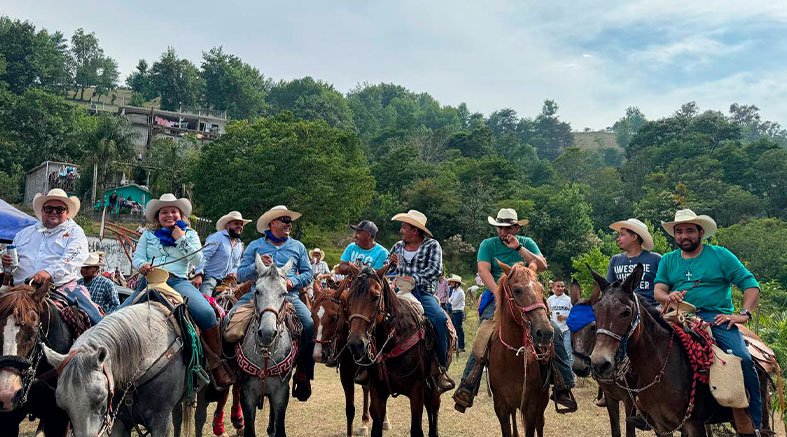 Ponce agradece la invitación a la Cabalgata Agua Zarca 2024 3 agradece