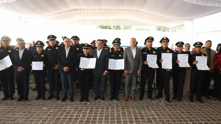 Se integran 20 nuevos policías a las filas de laSSPMQ 1 integran 20