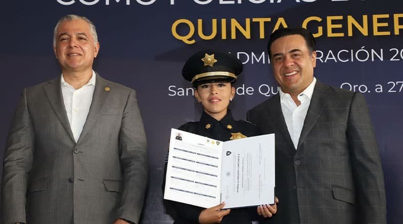 Se integran 20 nuevos policías a las filas de laSSPMQ 2 integran 20