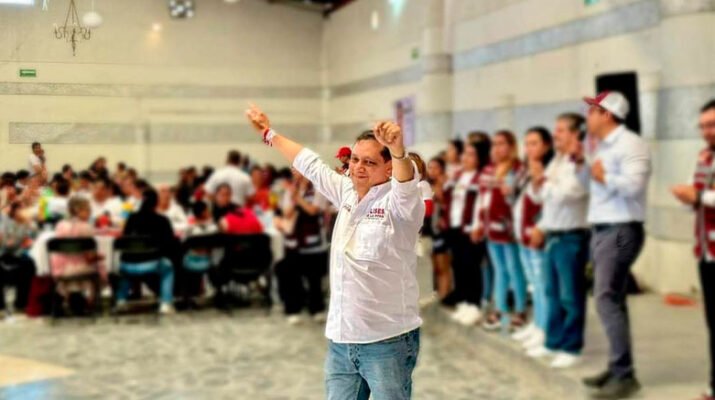 De la Rosa realizó su evento de cierre de campaña 6 la Rosa