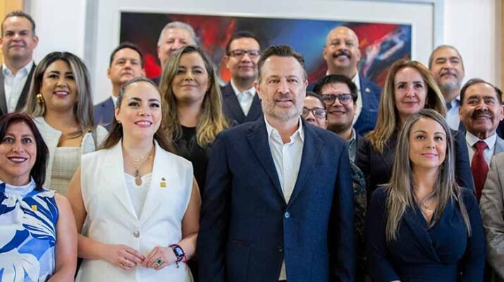 Reconoce Gobernador papel de la Cámara de Comercio 5 papel