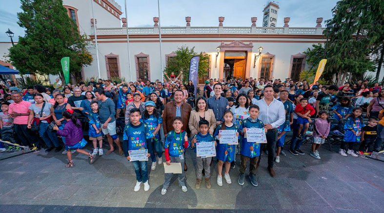 Claudia Martínez clausura cursos de verano del Centro Vive El Marqués 4 Claudia Martínez clausura