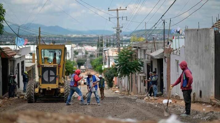Supervisa titular de SEDESOQ obras en San Juan del Río 13 obras en San