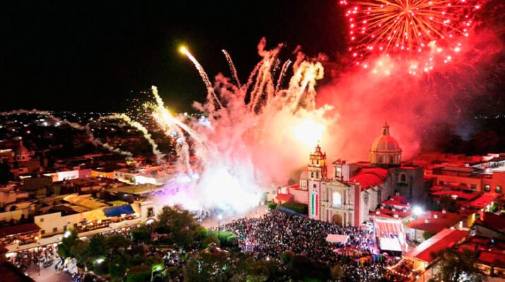 Da En Tequisquiapan El Grito De Independencia Toño Mejía 19 El Grito
