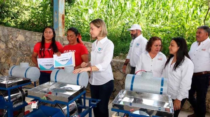SEDIF entrega molinos para nixtamal en Jalpan de Serra 3 SEDIF