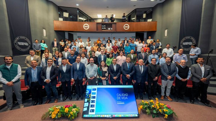 Claudia Martínez inaugura 2° Foro Metropolitano en El Marqués 1 inaugura 2