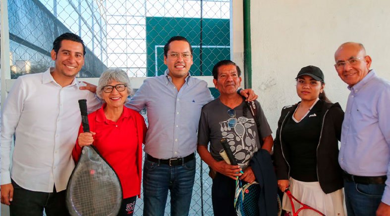 Entrega Chepe Guerrero infraestructura deportiva en Candiles 2 Guerrero infraestructura