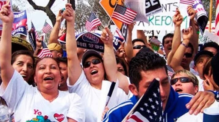 Latinos pueden “marcar la diferencia” en elecciones de EE.UU. 1 Latinos