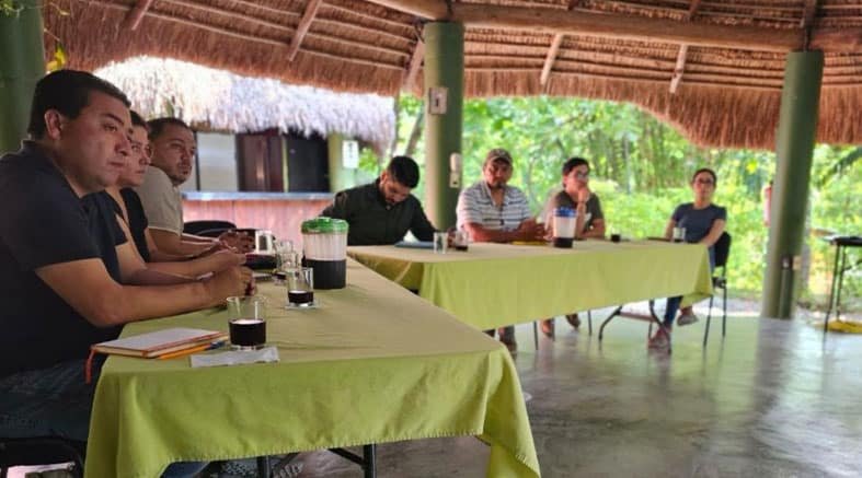 Rubén Hernández sostuvo una reunión con la Mtra. Paty Ruiz Corzo 3 sostuvo una