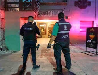 Continúan autoridades