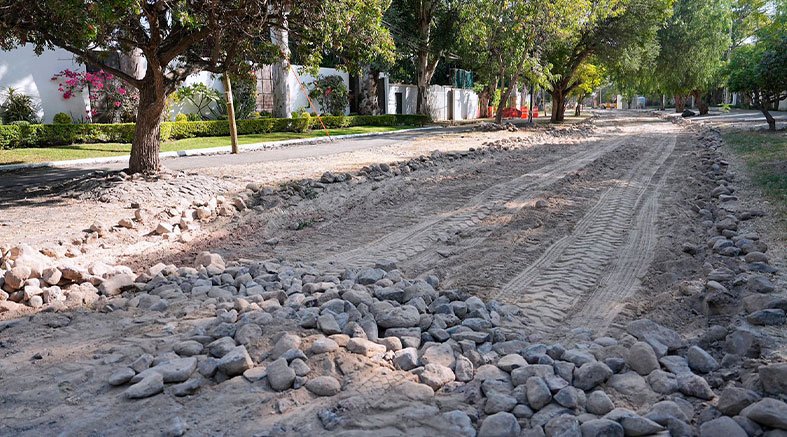 Atiende Felifer Macías problemática en Jurica Pueblo y Campestre Jurica 2 Atiende Felifer