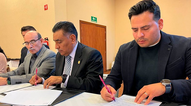 CECyTEQ y Robert Bosch Automotive firman convenio 2 Robert Bosch