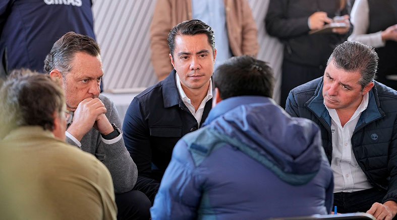 Participa Felifer Macías en jornada Aquí Contigo 4 Participa Felife