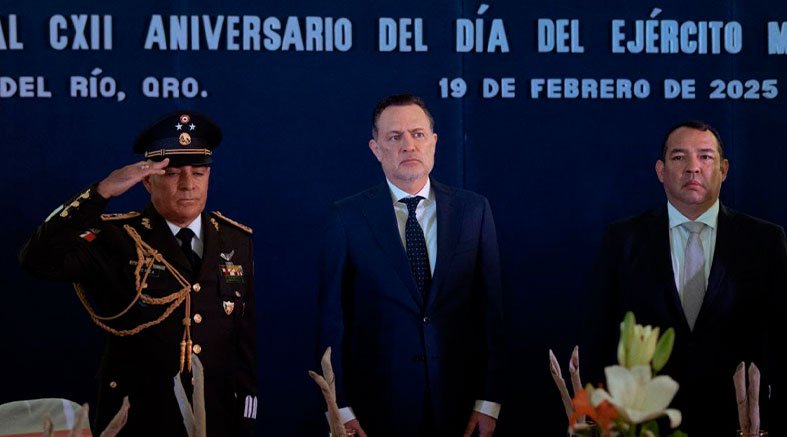 Conmemoran en San Juan del Río el 112 Aniversario del Ejército Mexicano 3 Conmemoran en