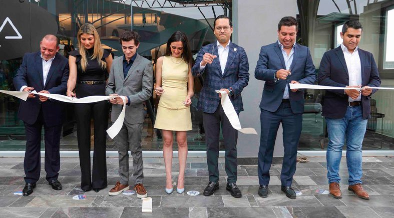 Chepe Guerrero inaugura el Hotel Zuma Colony 2 Zuma